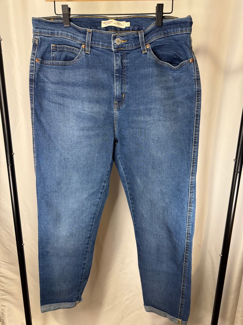 Levi Strauss Signature Women’s 12 Heritage Mid Rise Boyfriend Jeans Blue Cuffed